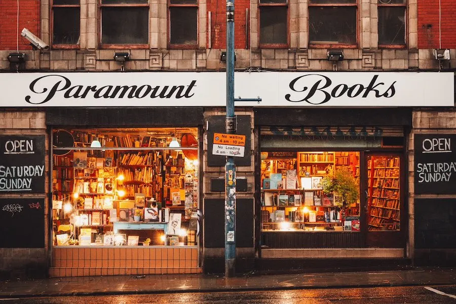 Paramount Books